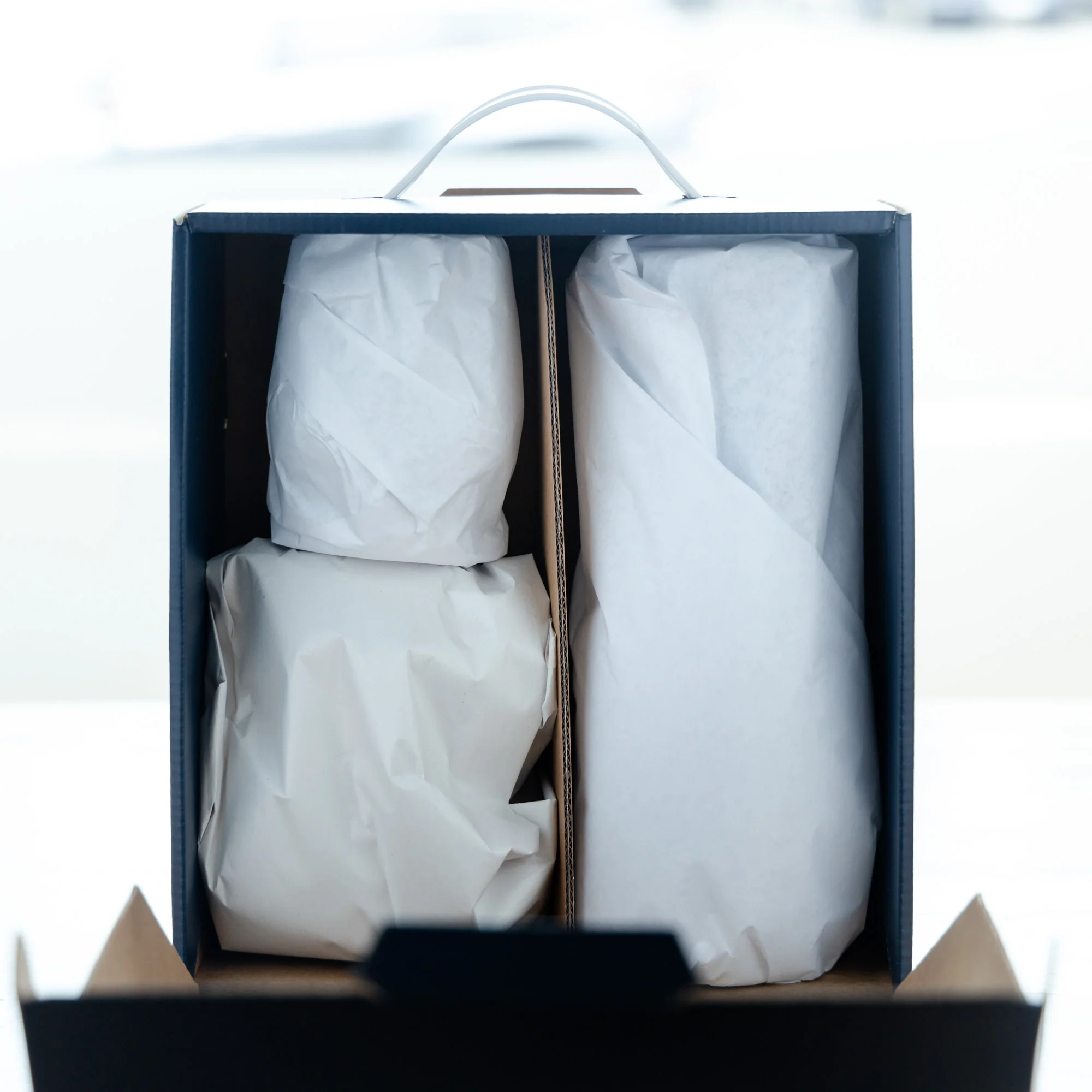 10 Year Glassware Set - Image 3