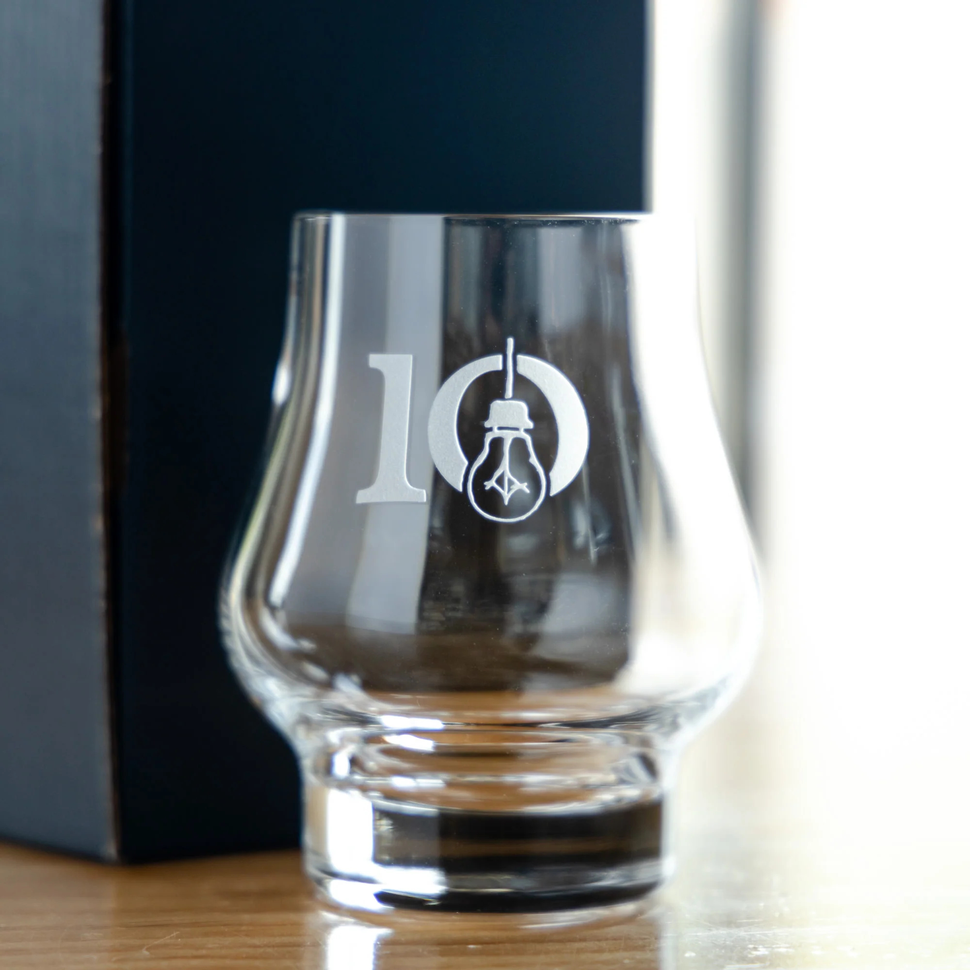 10 Year Glassware Set - Image 7