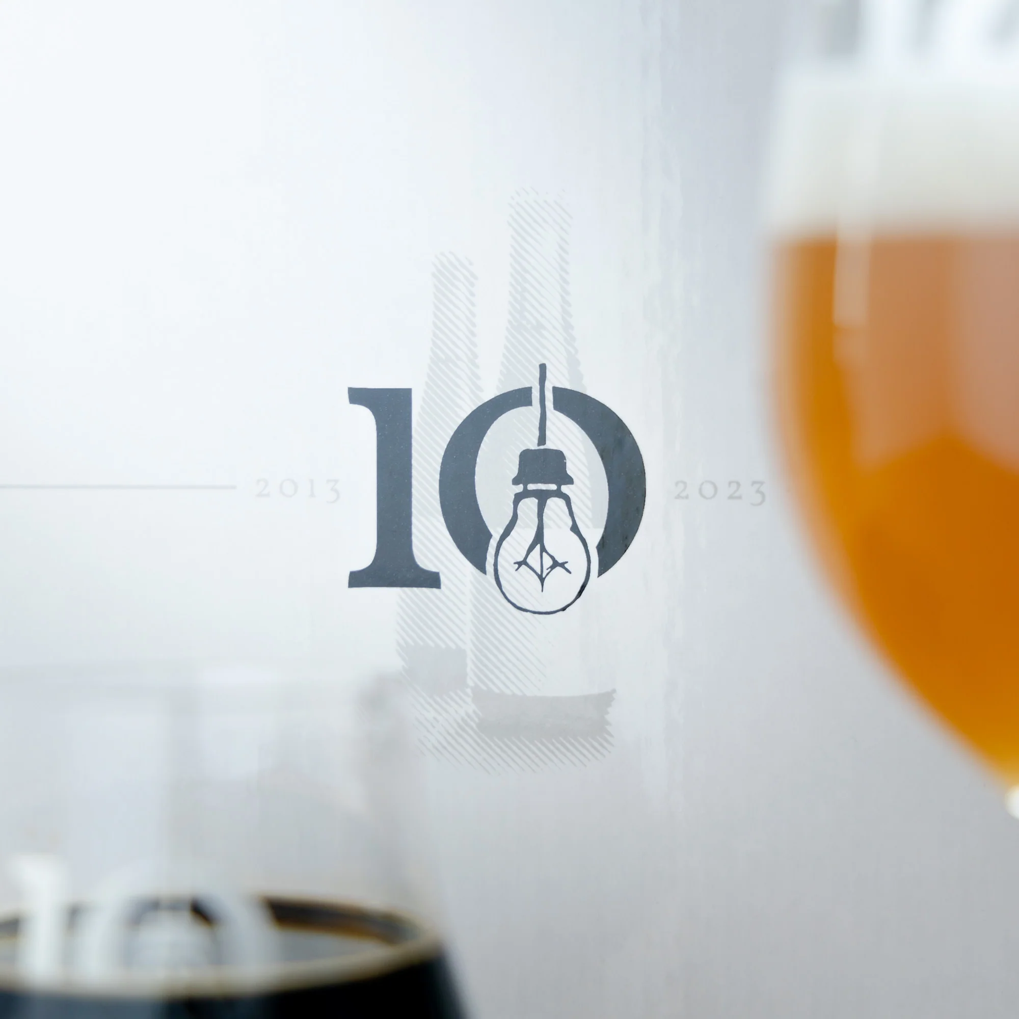 10 Year Glassware Set - Image 8